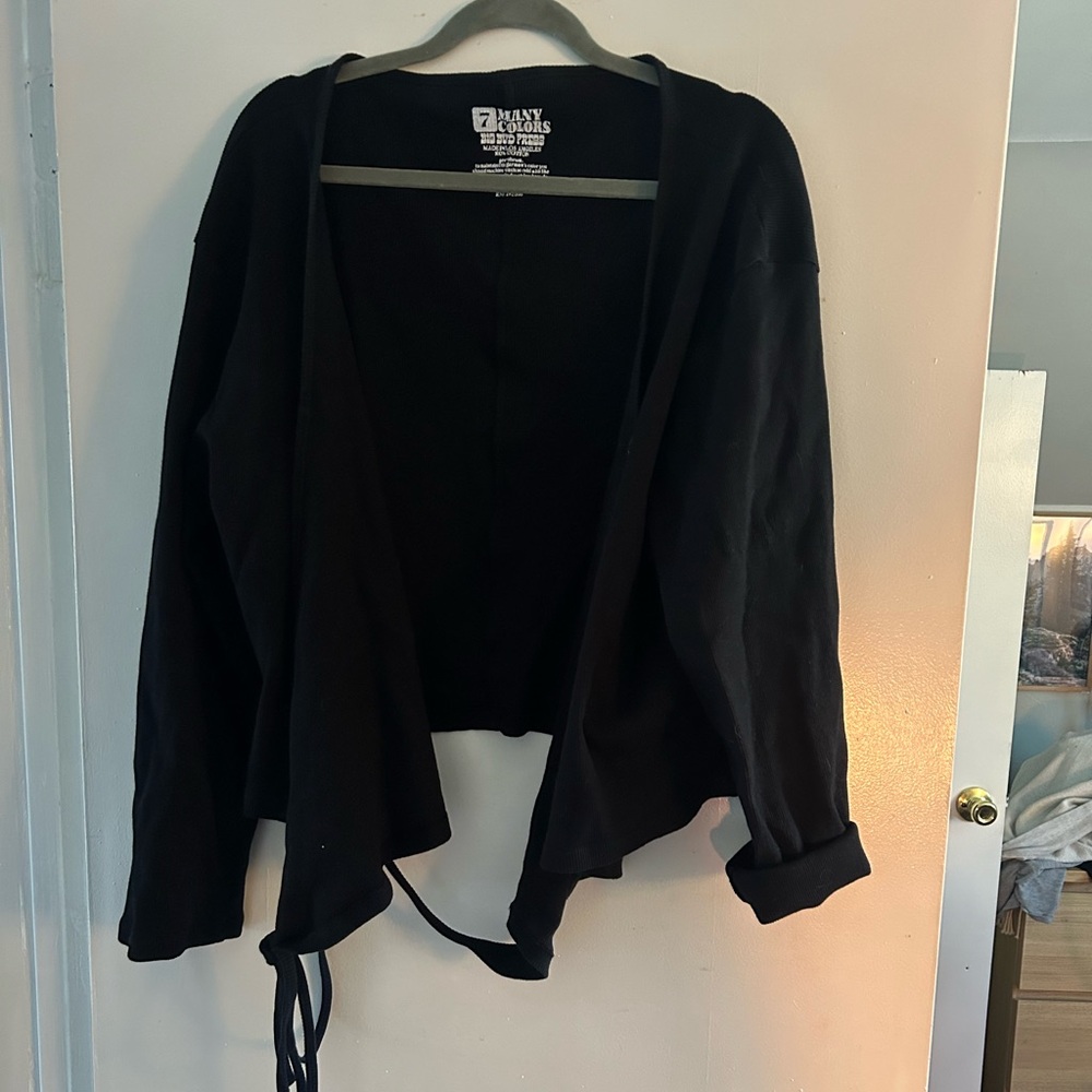 Big Bud Press Wrap Top Black